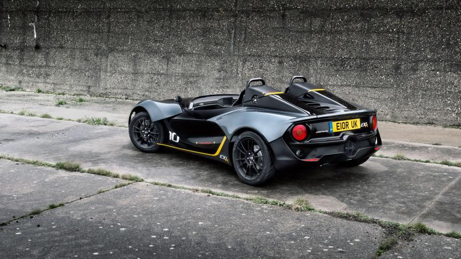  Zenos E10 R 2015 года  (фото 15 из 18)